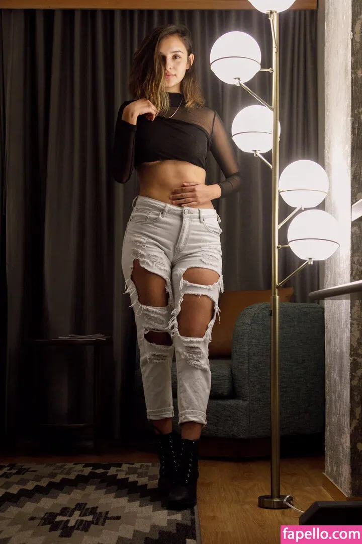 Zishy Onlyfans Photo Gallery 