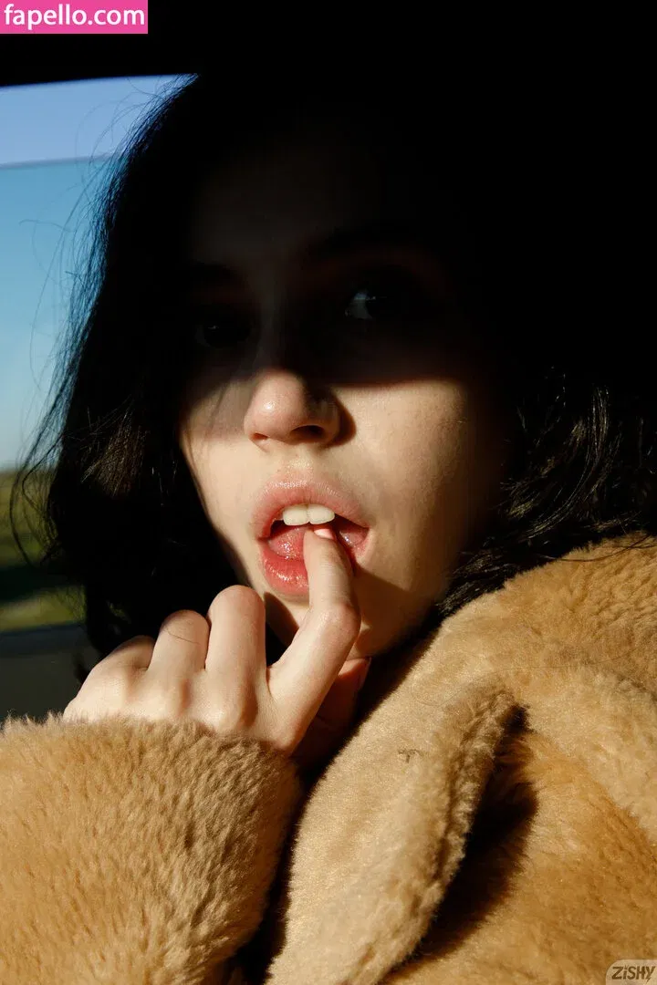 Zishy Onlyfans Photo Gallery 