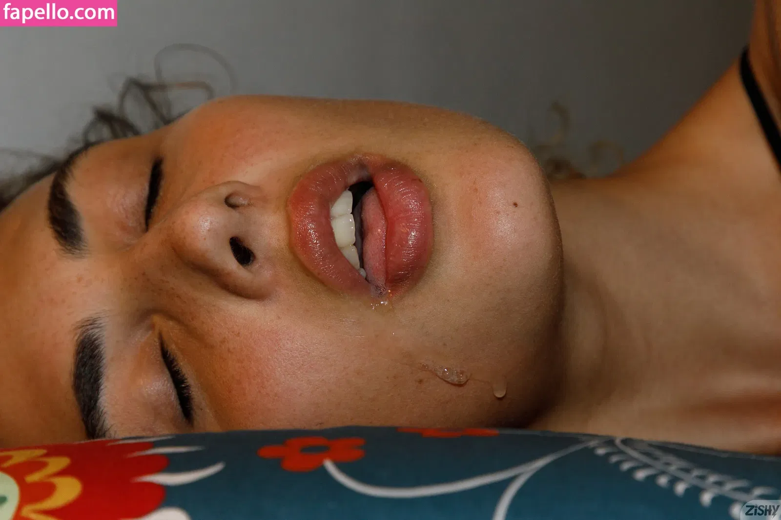 Zishy Onlyfans Photo Gallery 