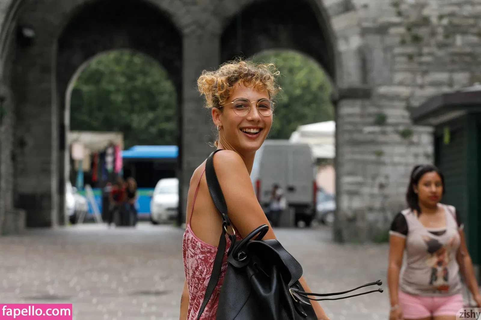 Zishy Onlyfans Photo Gallery 