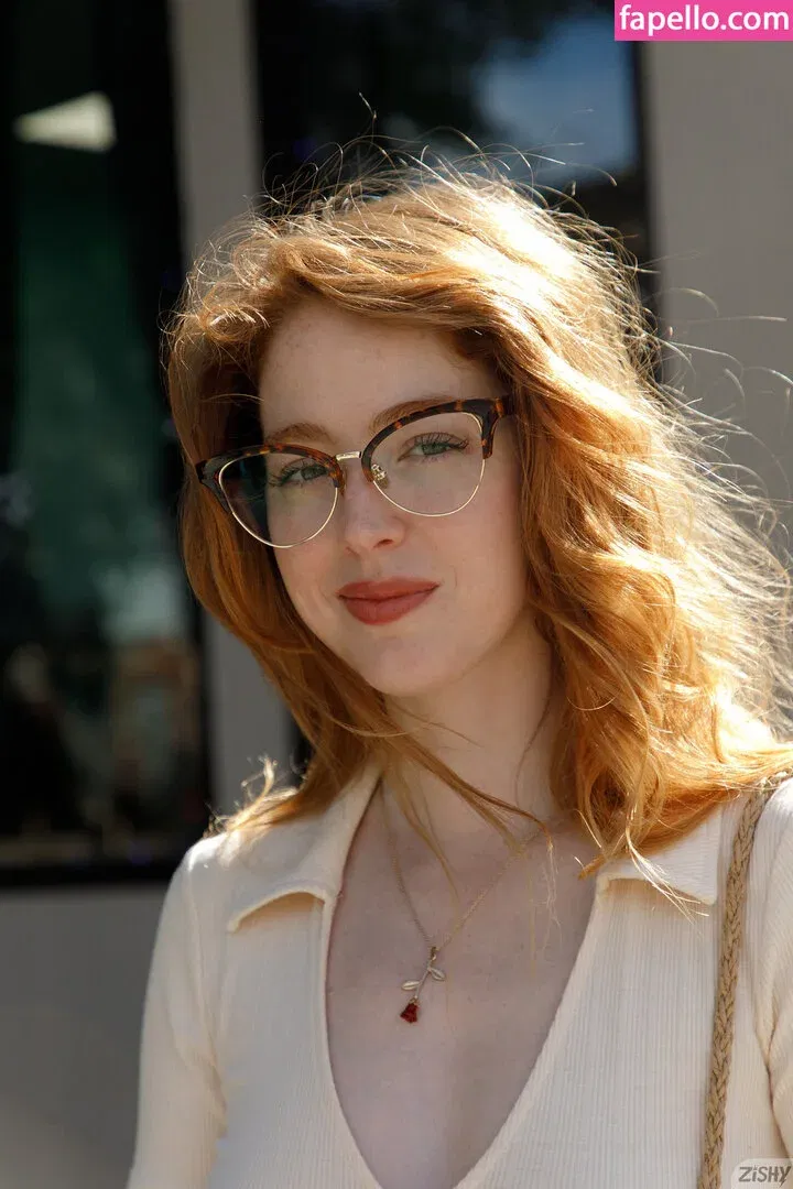 Zishy Onlyfans Photo Gallery 