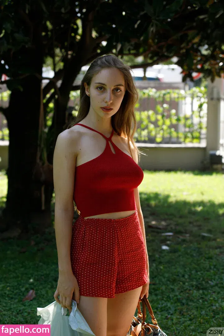 Zishy Onlyfans Photo Gallery 