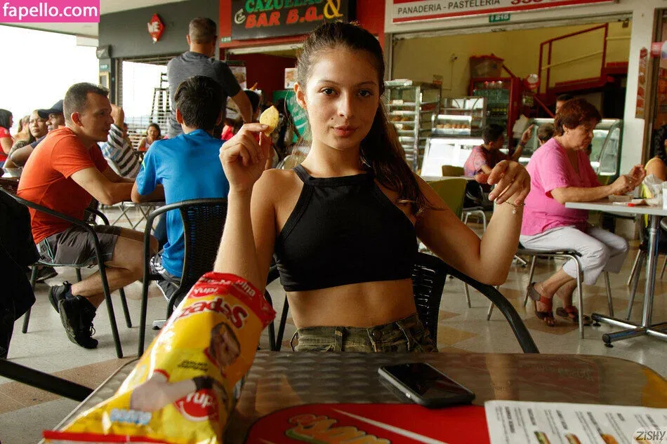 Zishy Onlyfans Photo Gallery 