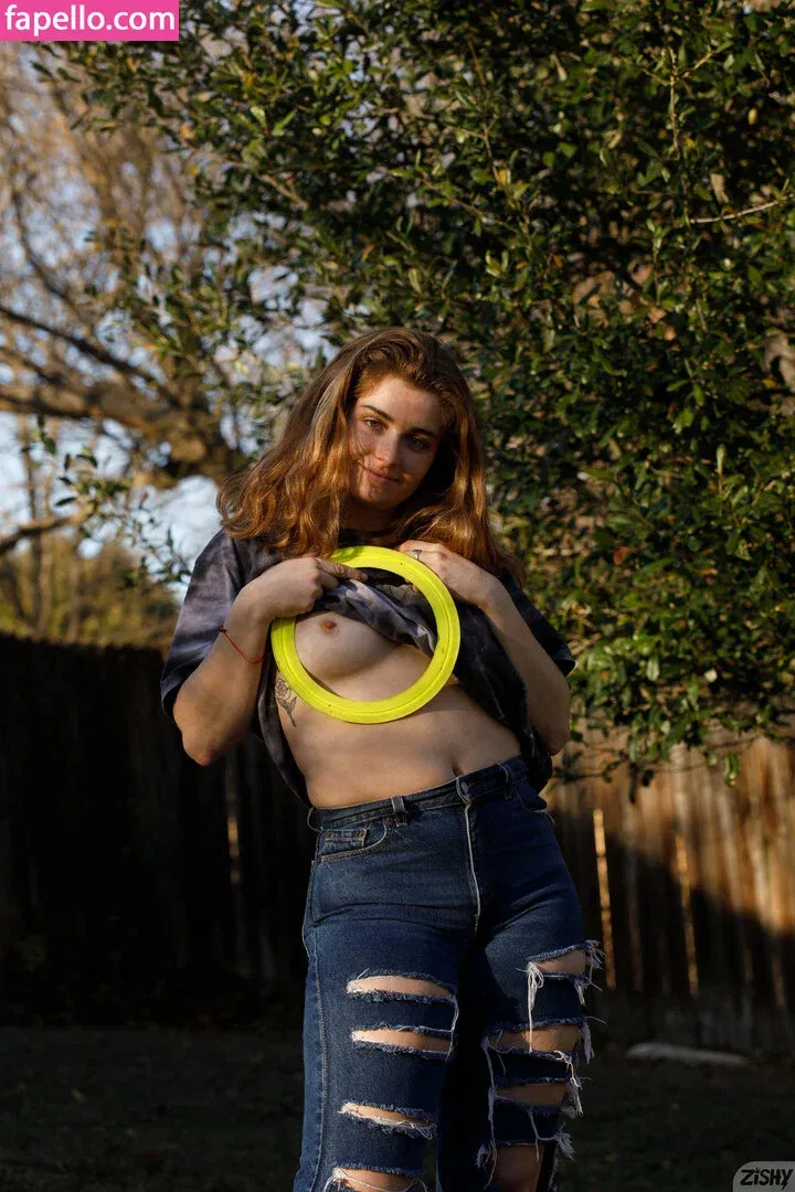 Zishy Onlyfans Photo Gallery 