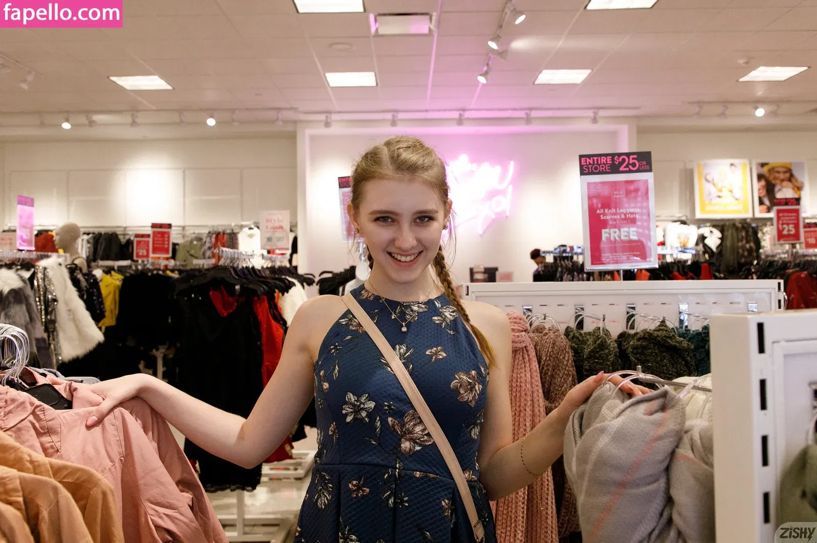 Zishy Onlyfans Photo Gallery 