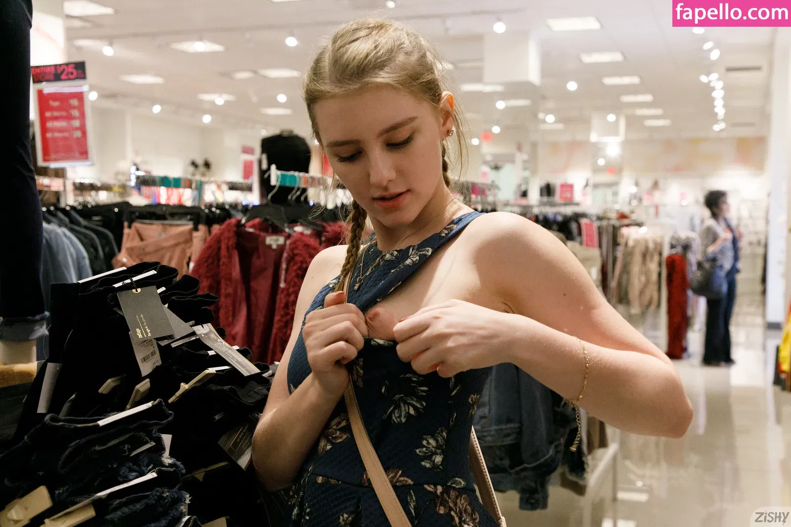 Zishy Onlyfans Photo Gallery 