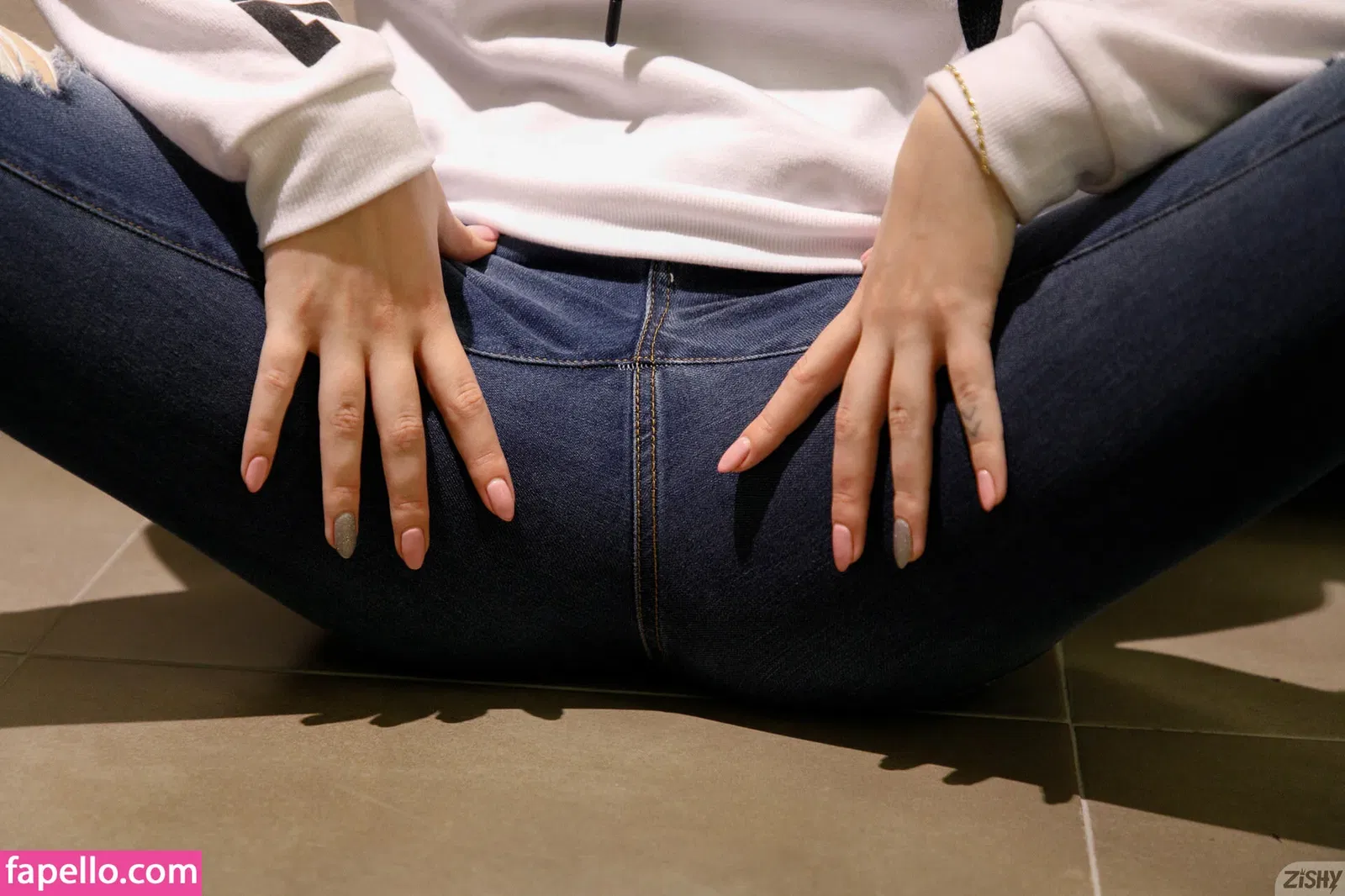 Zishy Onlyfans Photo Gallery 