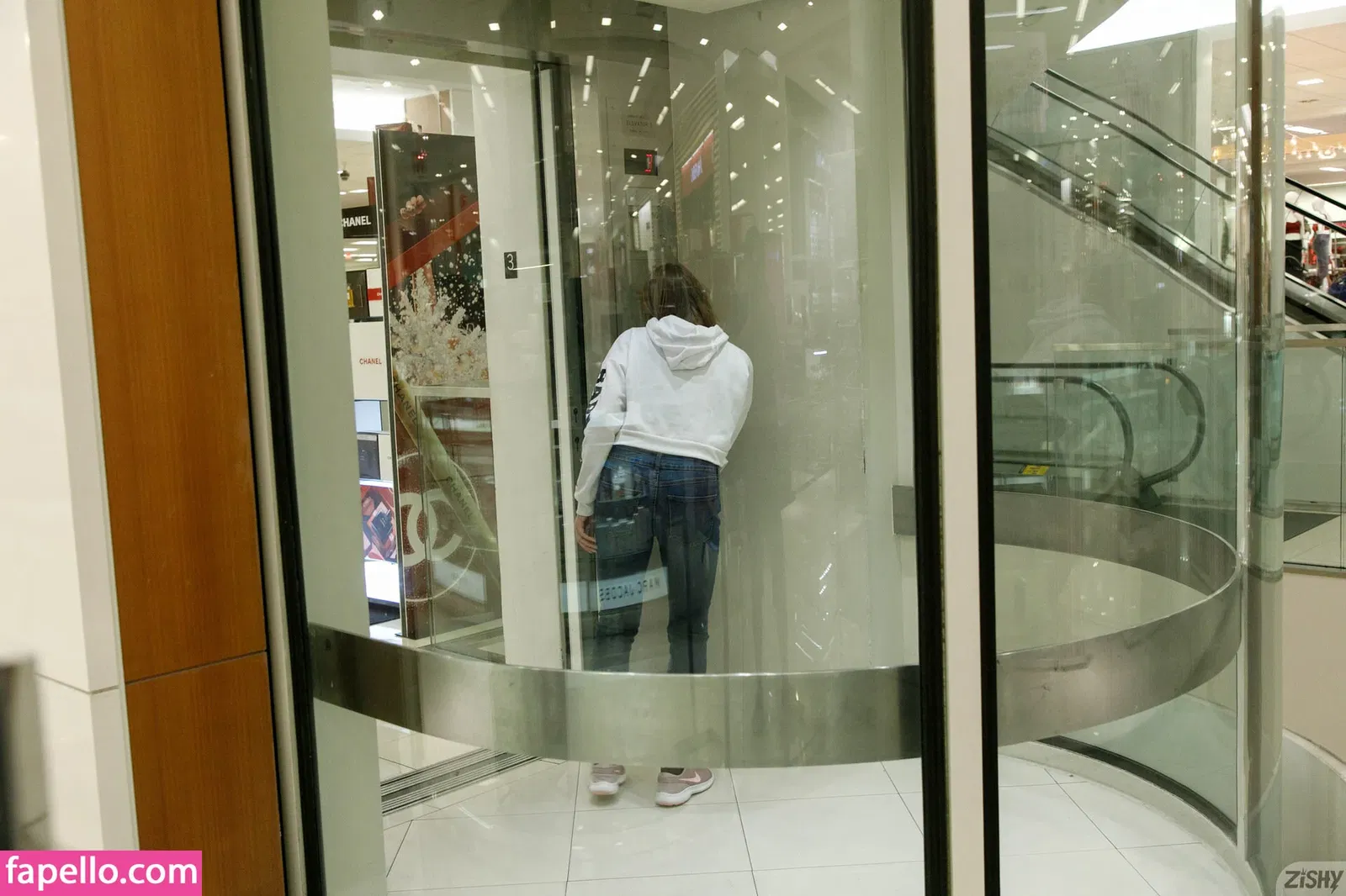 Zishy Onlyfans Photo Gallery 