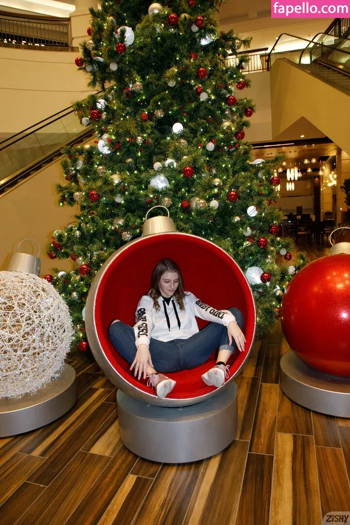 Zishy Onlyfans Photo Gallery 