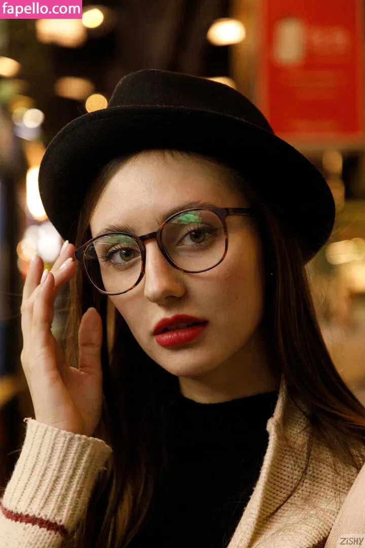 Zishy Onlyfans Photo Gallery 