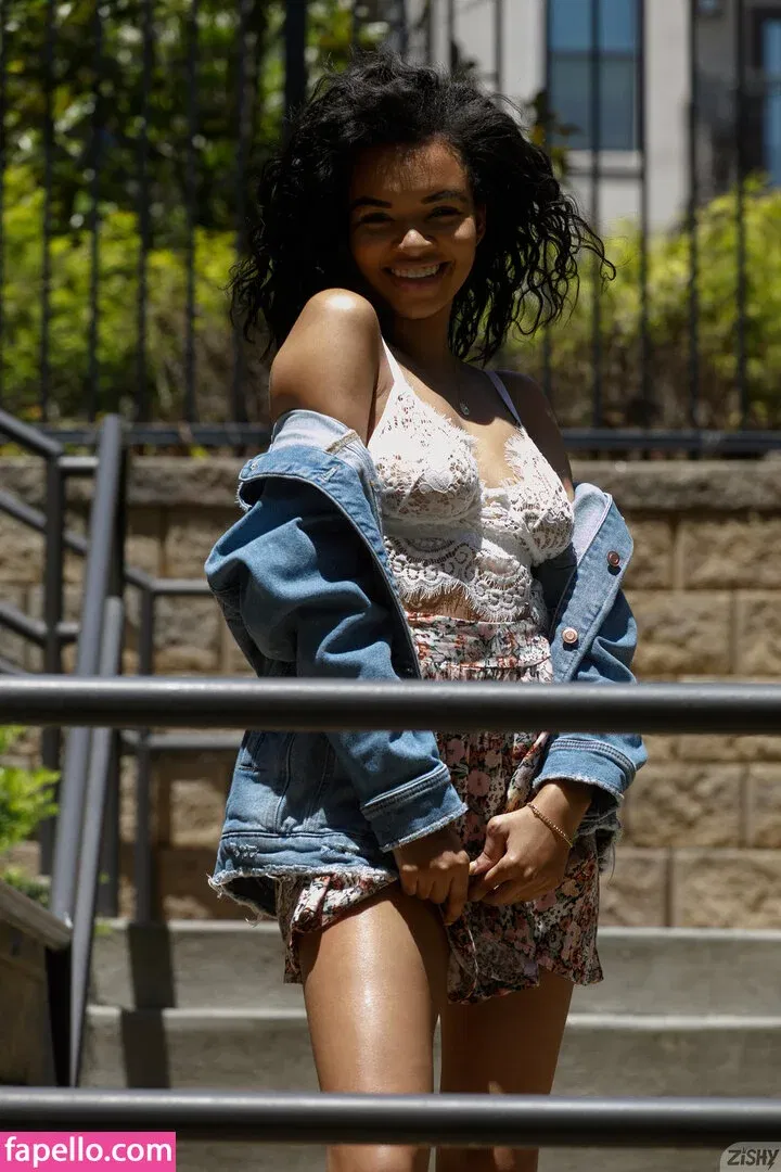 Zishy Onlyfans Photo Gallery 