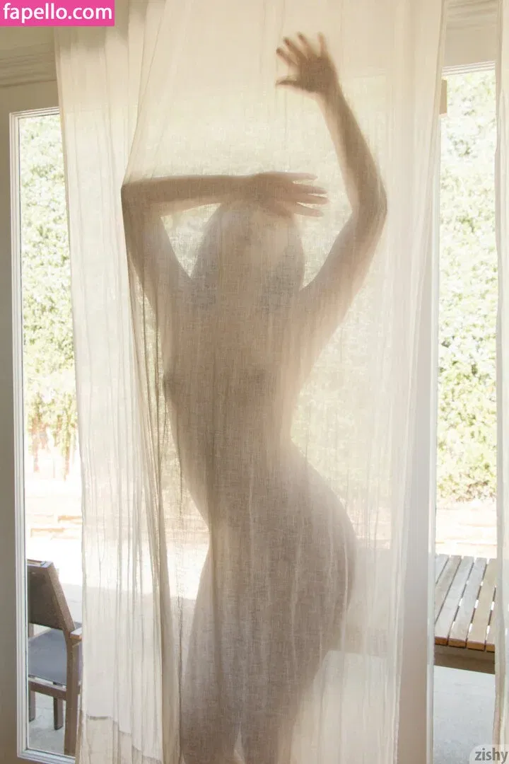 Zishy Onlyfans Photo Gallery 