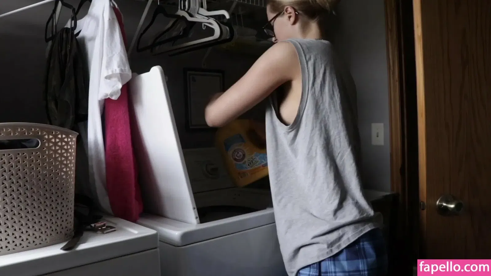 Esther Perepechkin Onlyfans Photo Gallery 