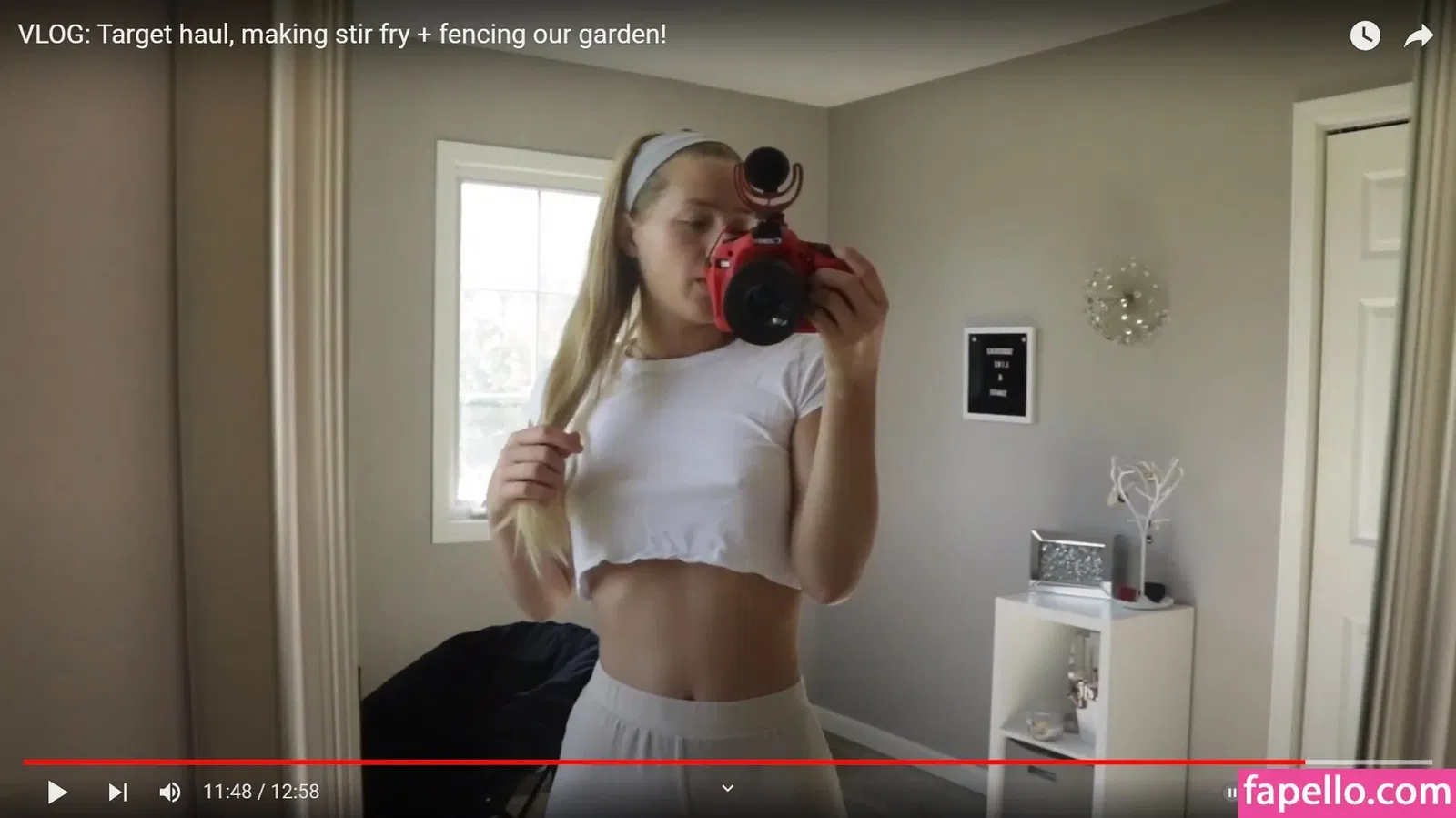 Esther Perepechkin Onlyfans Photo Gallery 