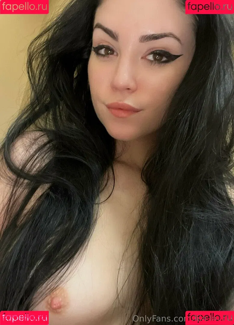 lila.layne Onlyfans Photo Gallery 