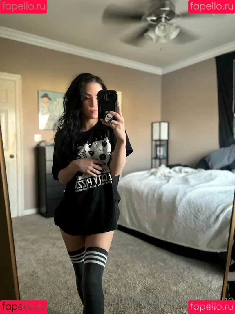 lila.layne Onlyfans Photo Gallery 