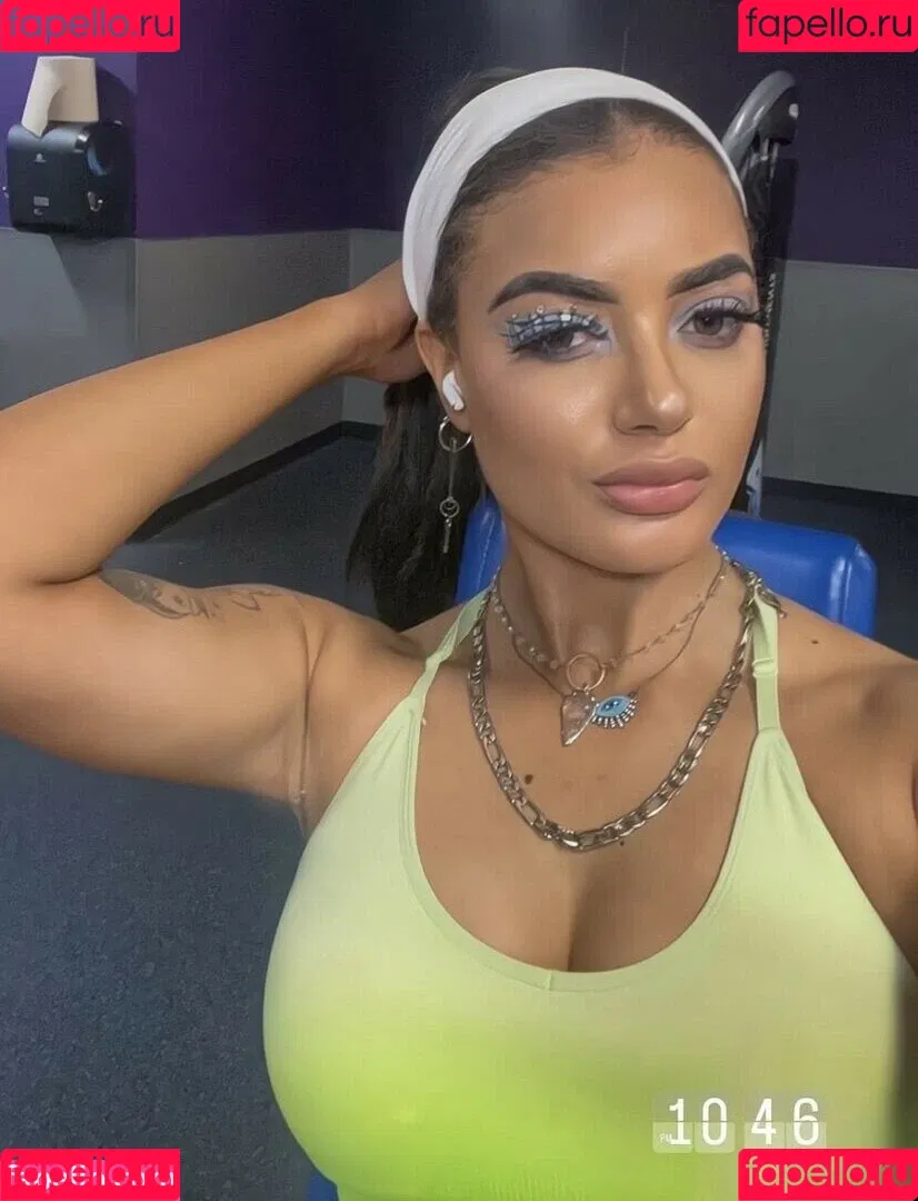 krystaleeliz Onlyfans Photo Gallery 