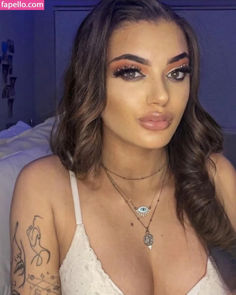 krystaleeliz Onlyfans Photo Gallery 