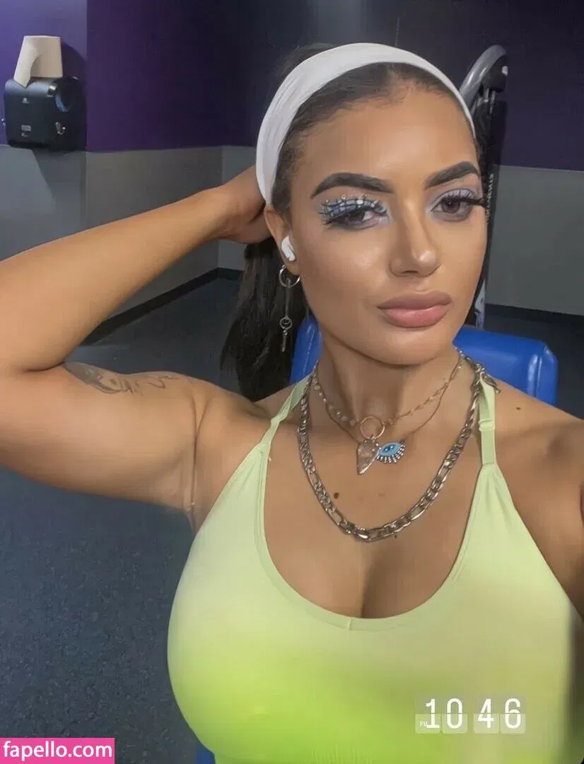 krystaleeliz Onlyfans Photo Gallery 