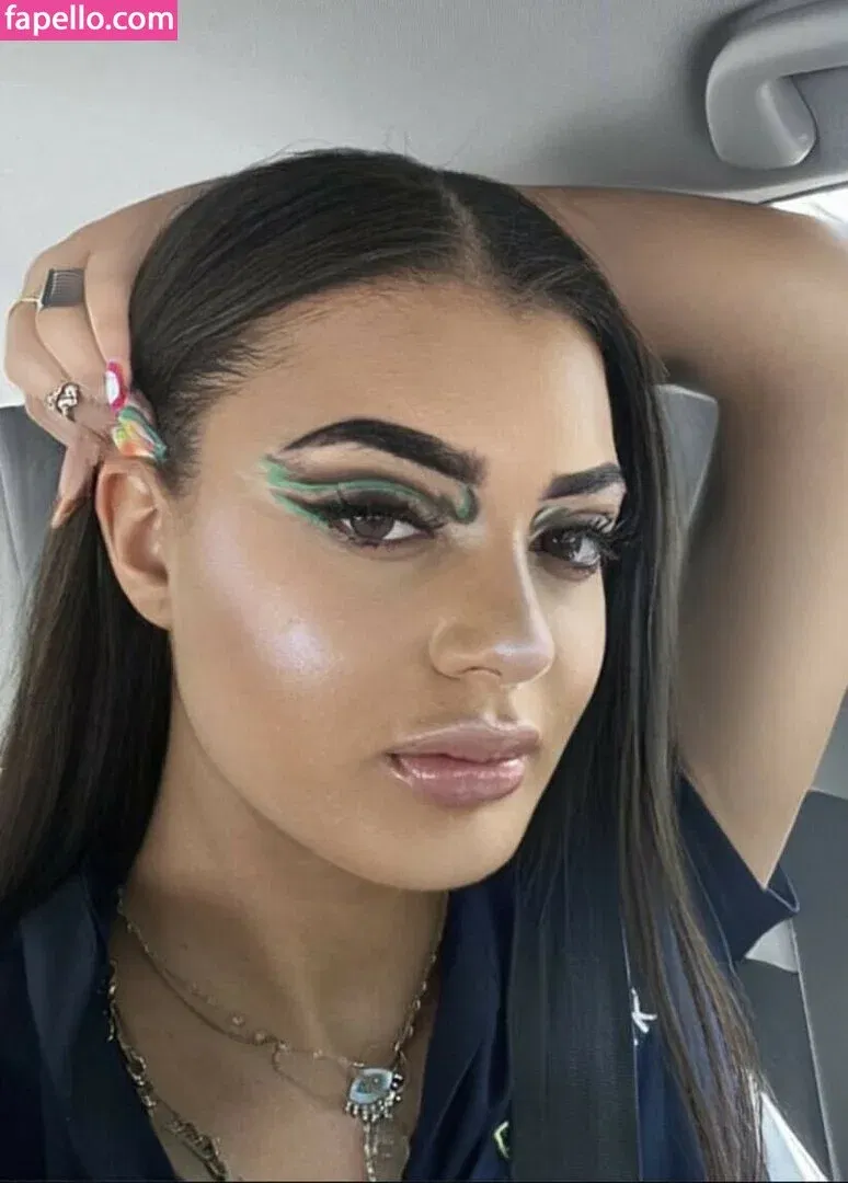 krystaleeliz Onlyfans Photo Gallery 