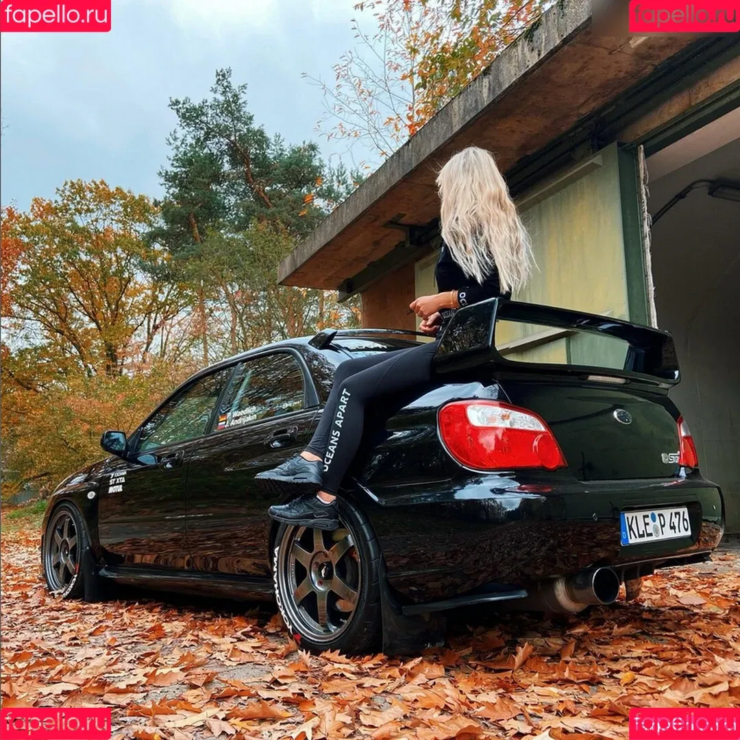 Pia.sti Onlyfans Photo Gallery 