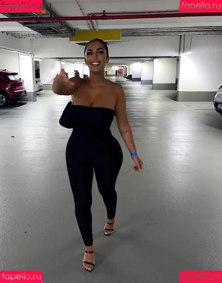 nahrinblack Onlyfans Photo Gallery 
