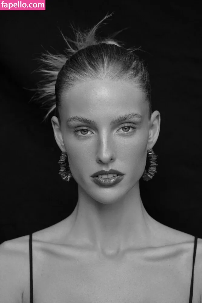 Sienna Cochrane Onlyfans Photo Gallery 