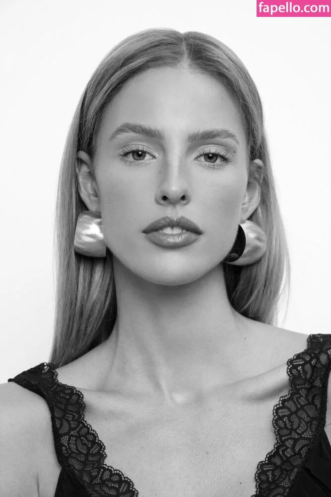 Sienna Cochrane Onlyfans Photo Gallery 