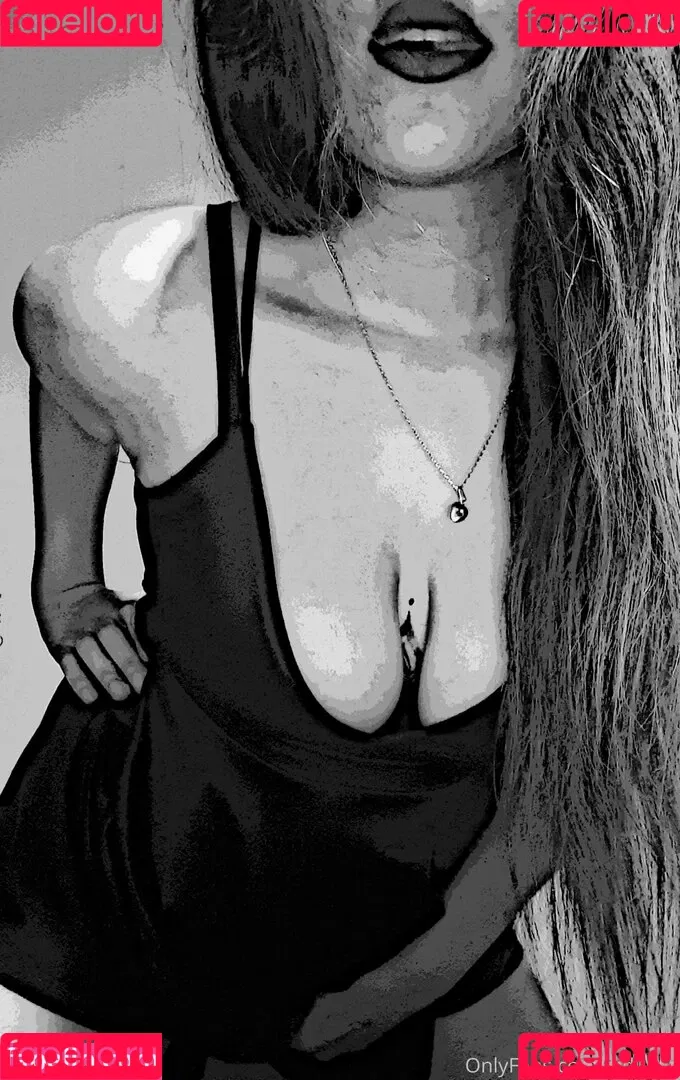 ettlc Onlyfans Photo Gallery 