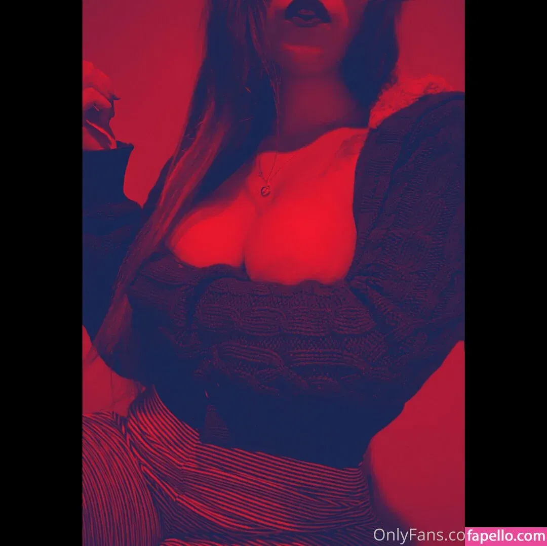 ettlc Onlyfans Photo Gallery 