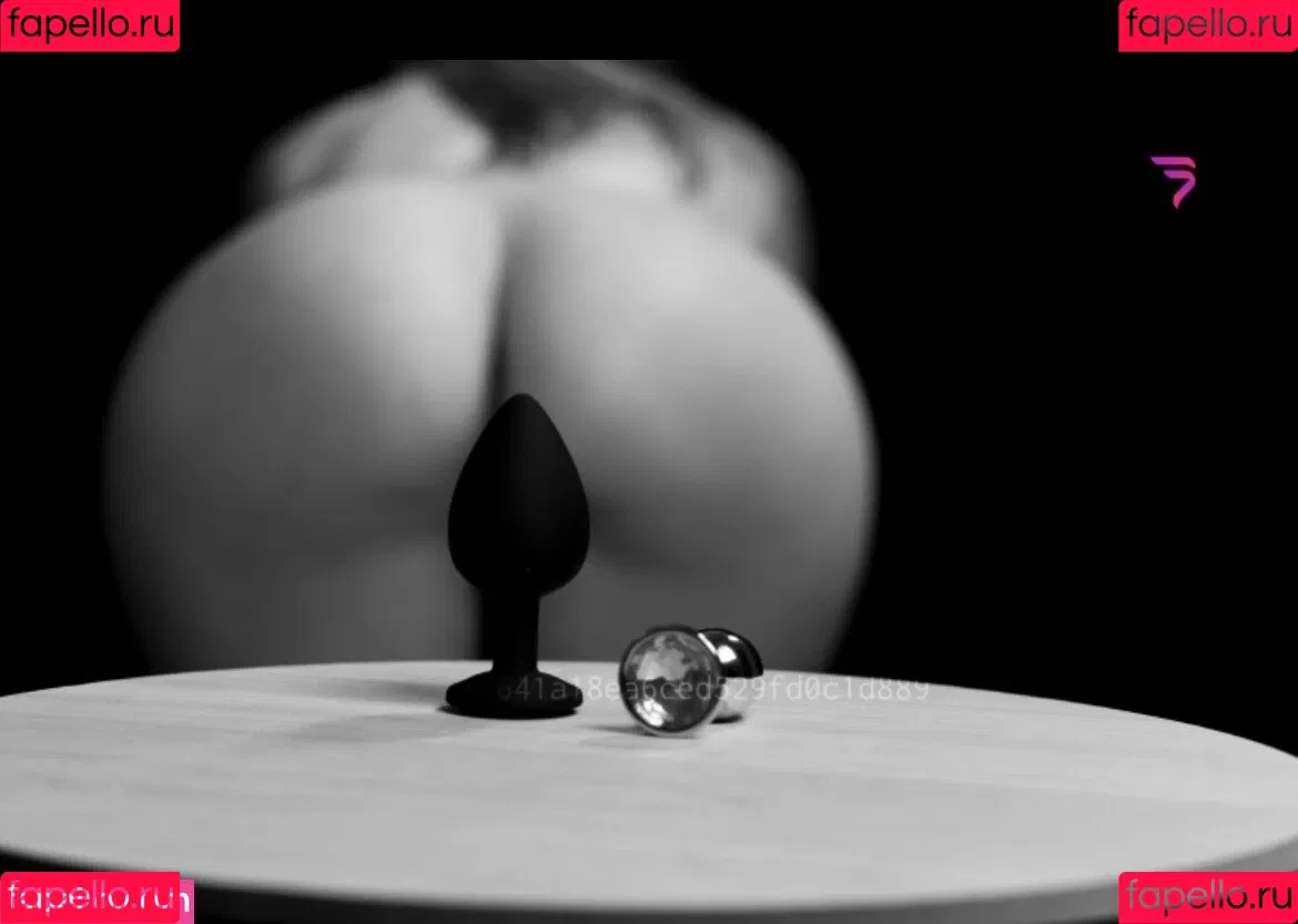 Lena Jaeger Onlyfans Photo Gallery 