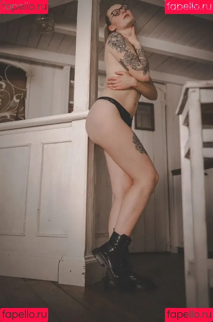 Lena Jaeger Onlyfans Photo Gallery 
