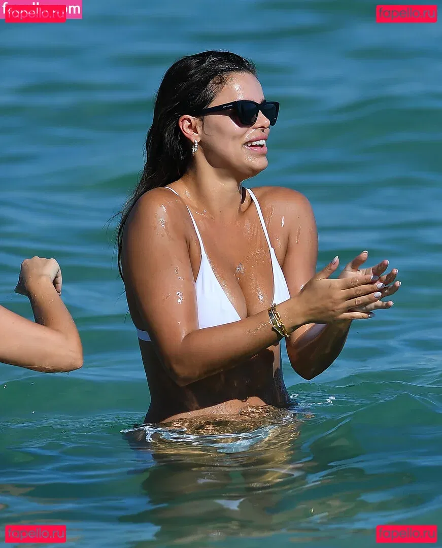 Brooks Nader Onlyfans Photo Gallery 