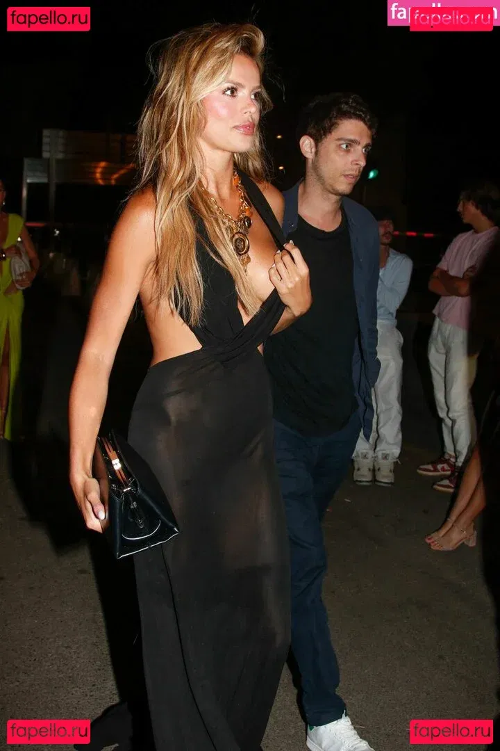 Brooks Nader Onlyfans Photo Gallery 