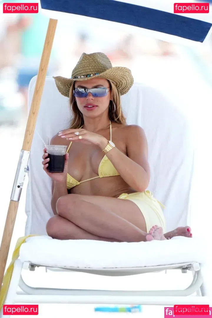 Brooks Nader Onlyfans Photo Gallery 