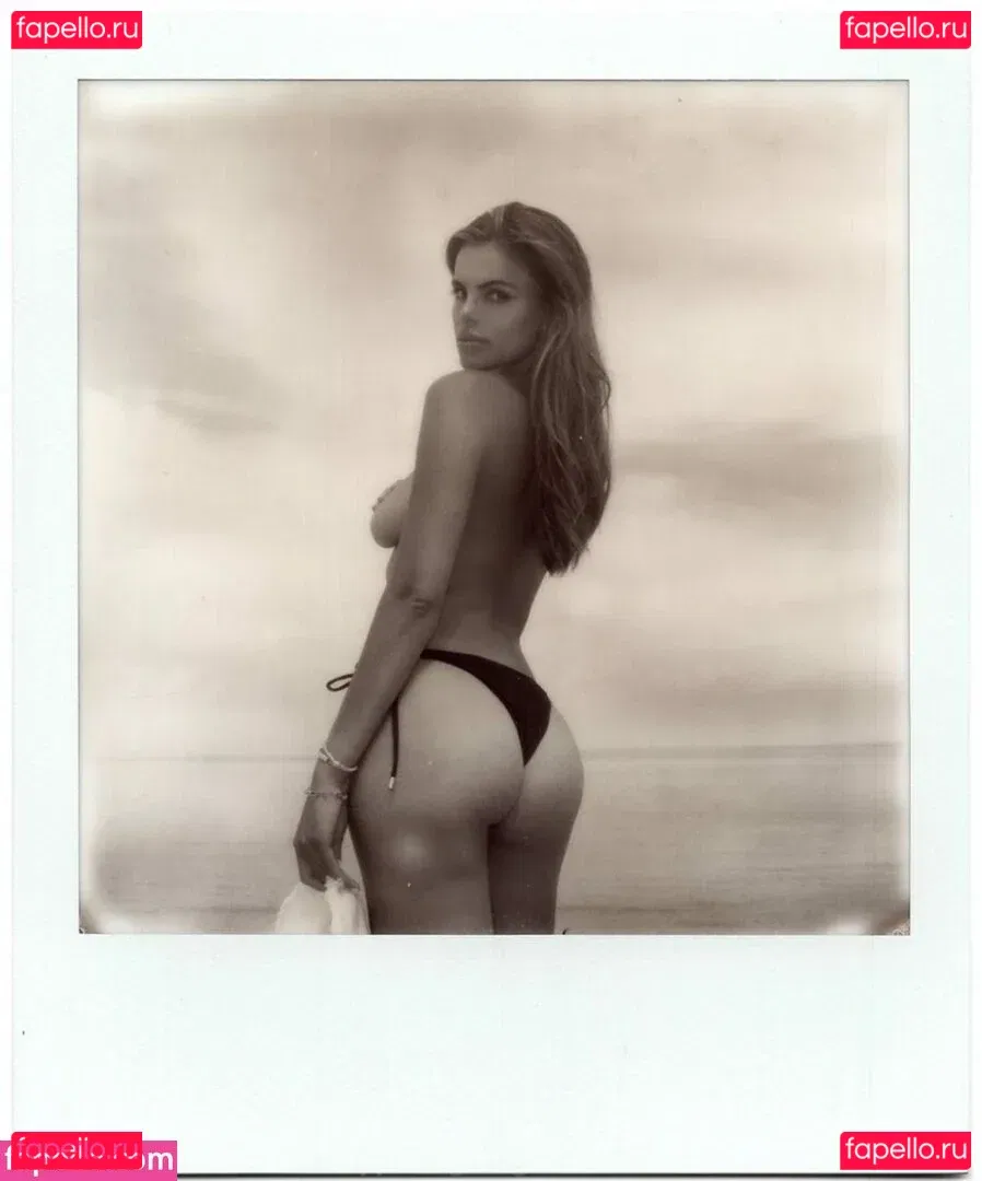 Brooks Nader Onlyfans Photo Gallery 