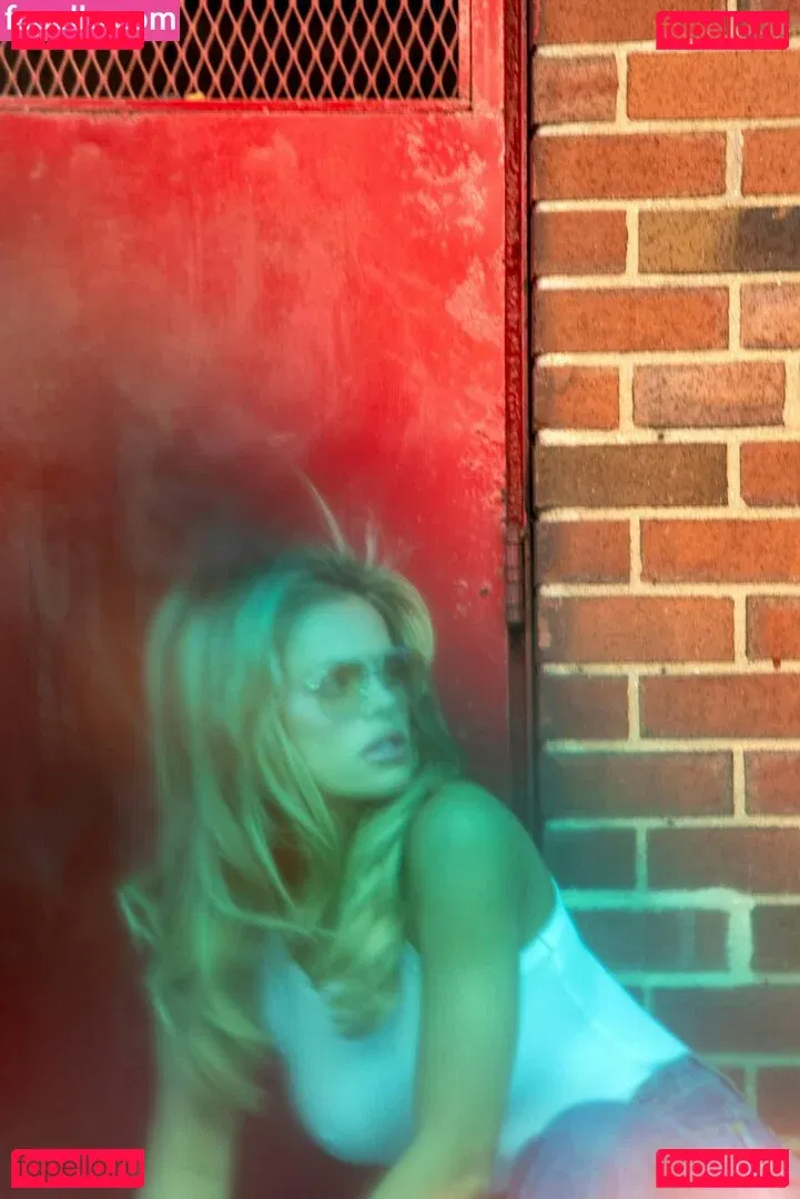 Brooks Nader Onlyfans Photo Gallery 