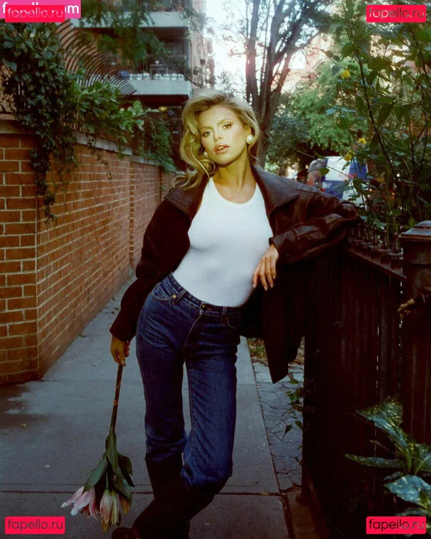 Brooks Nader Onlyfans Photo Gallery 