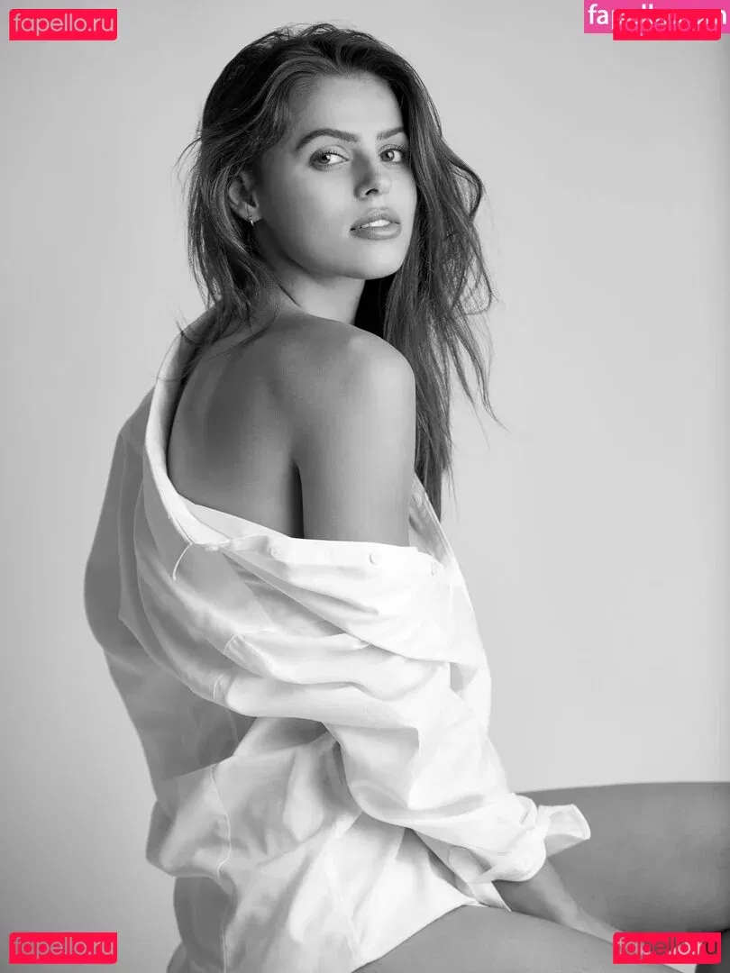 Brooks Nader Onlyfans Photo Gallery 