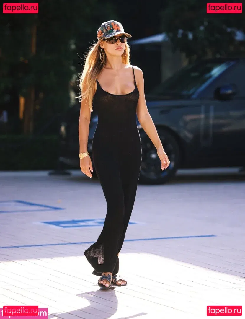 Brooks Nader Onlyfans Photo Gallery 