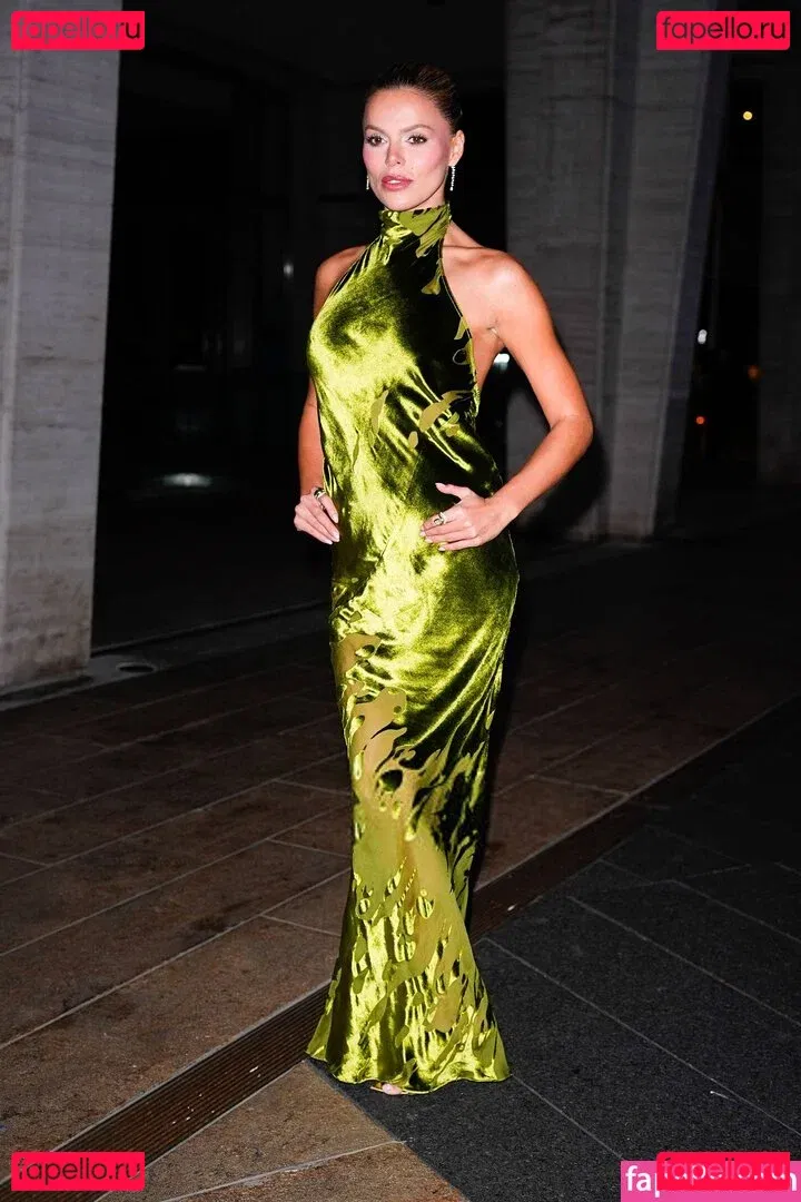 Brooks Nader Onlyfans Photo Gallery 