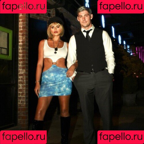 Brooks Nader Onlyfans Photo Gallery 