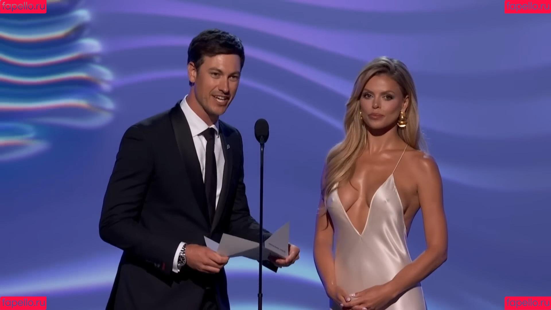 Brooks Nader Onlyfans Photo Gallery 