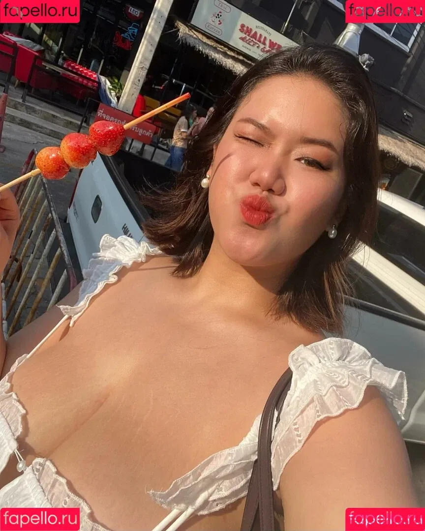 Notekamol Panapisal Onlyfans Photo Gallery 