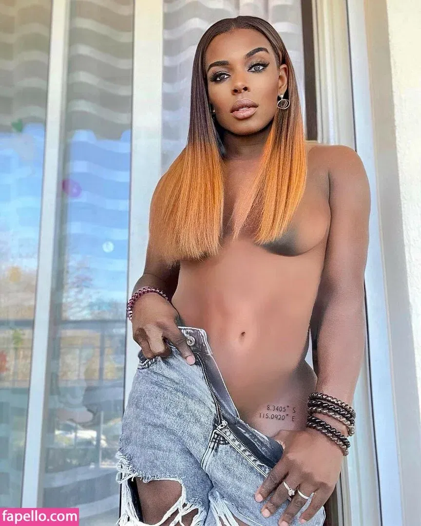 Falones Onlyfans Photo Gallery 