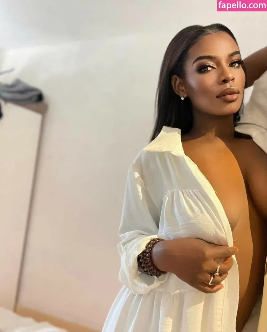 Falones Onlyfans Photo Gallery 