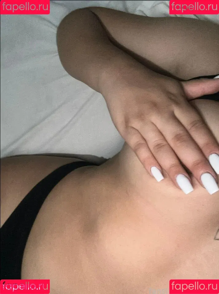 Estefany Marquez Onlyfans Photo Gallery 