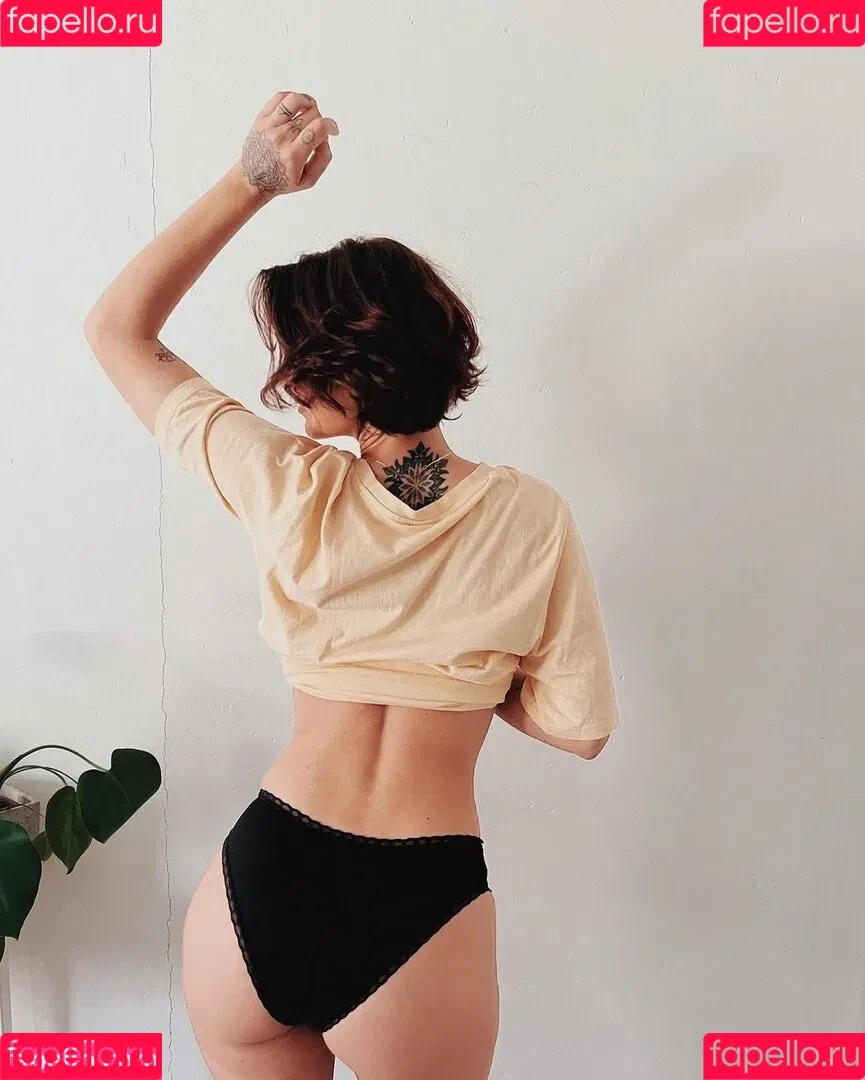 Chameen von Klepacki Onlyfans Photo Gallery 