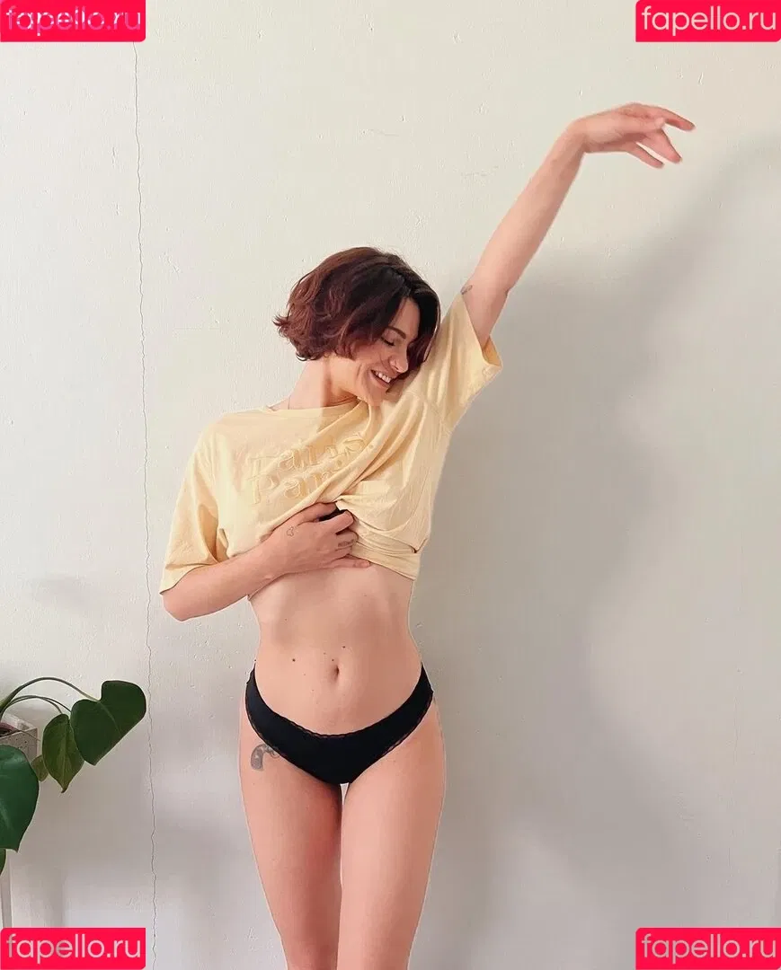 Chameen von Klepacki Onlyfans Photo Gallery 