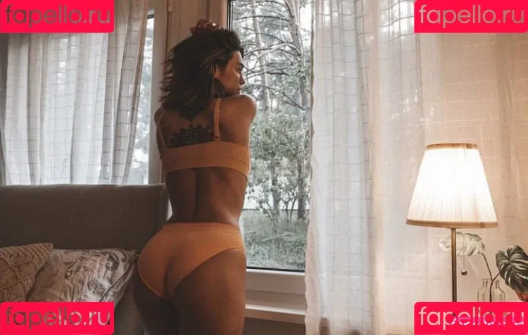 Chameen von Klepacki Onlyfans Photo Gallery 